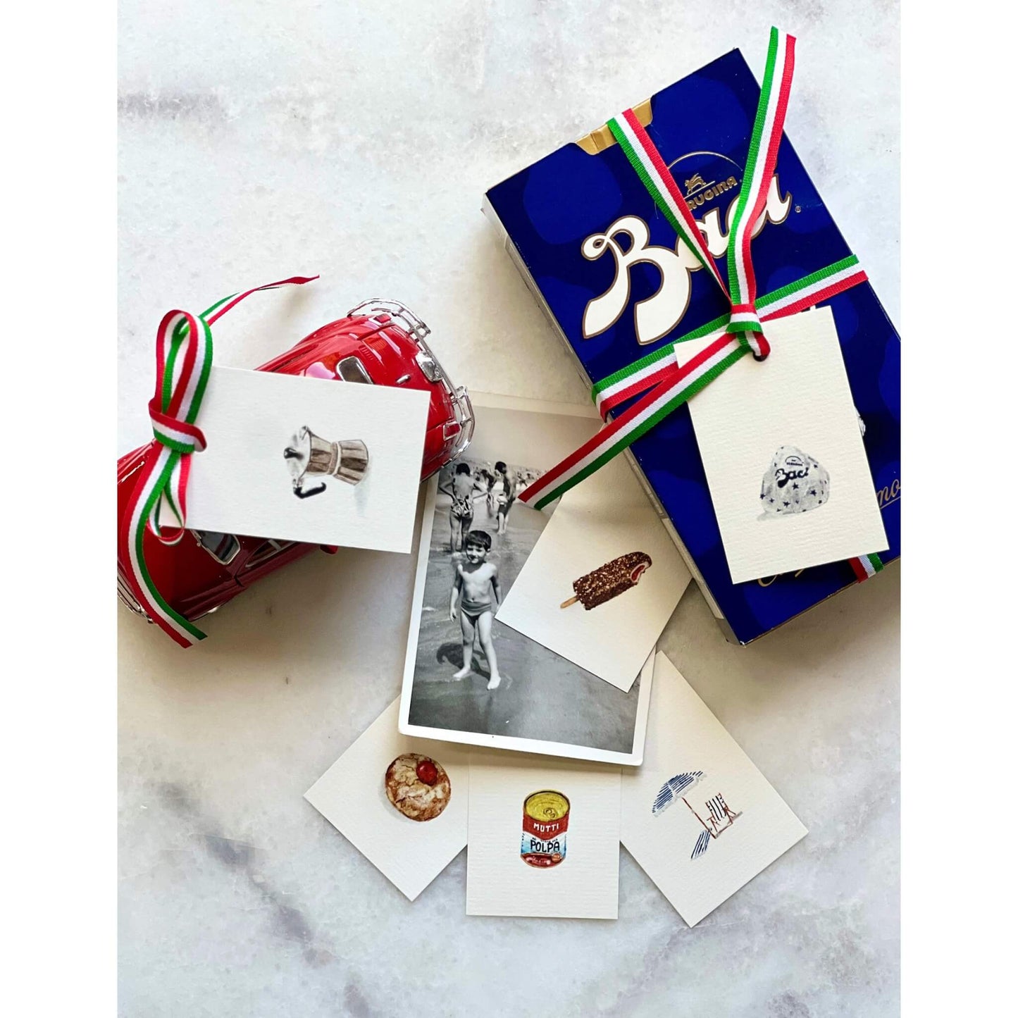 Set of 6 Illustrated gift tags